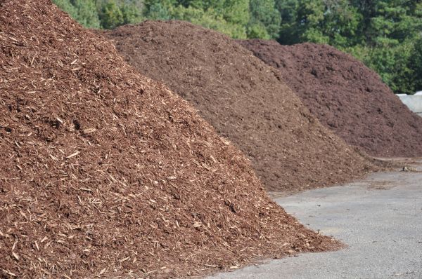 Brown Mulch Delivery in New Lenox