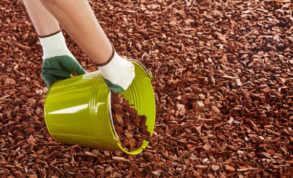Wood Chip Landscaping in New Lenox